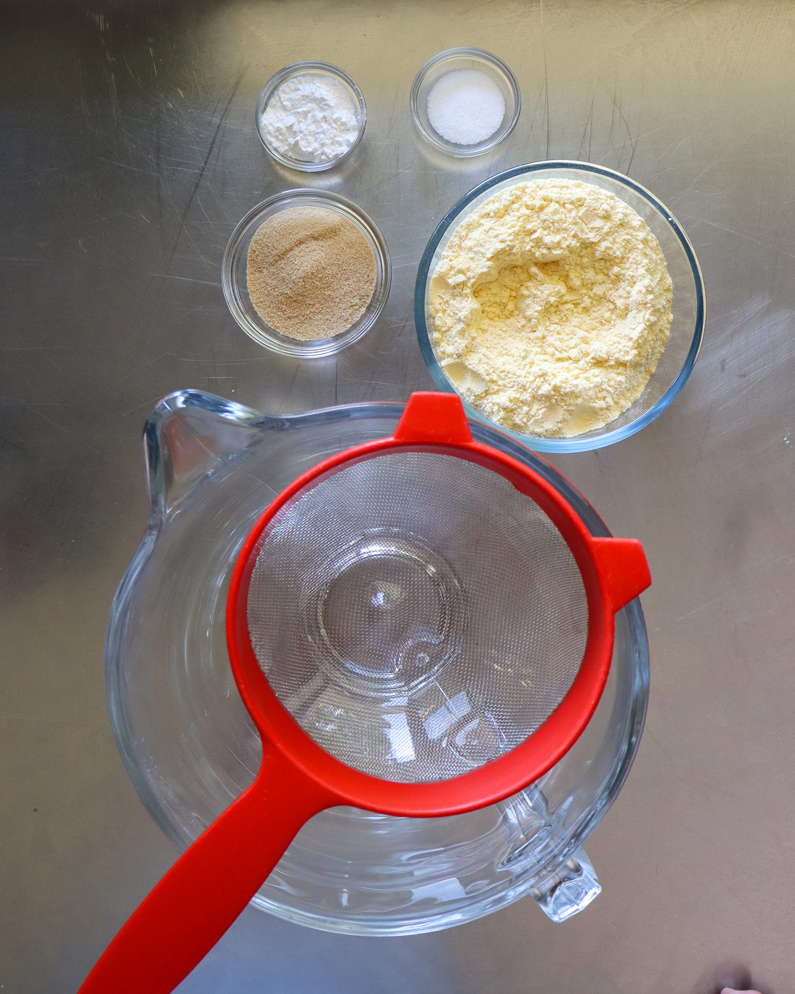 Sifting ingredients image